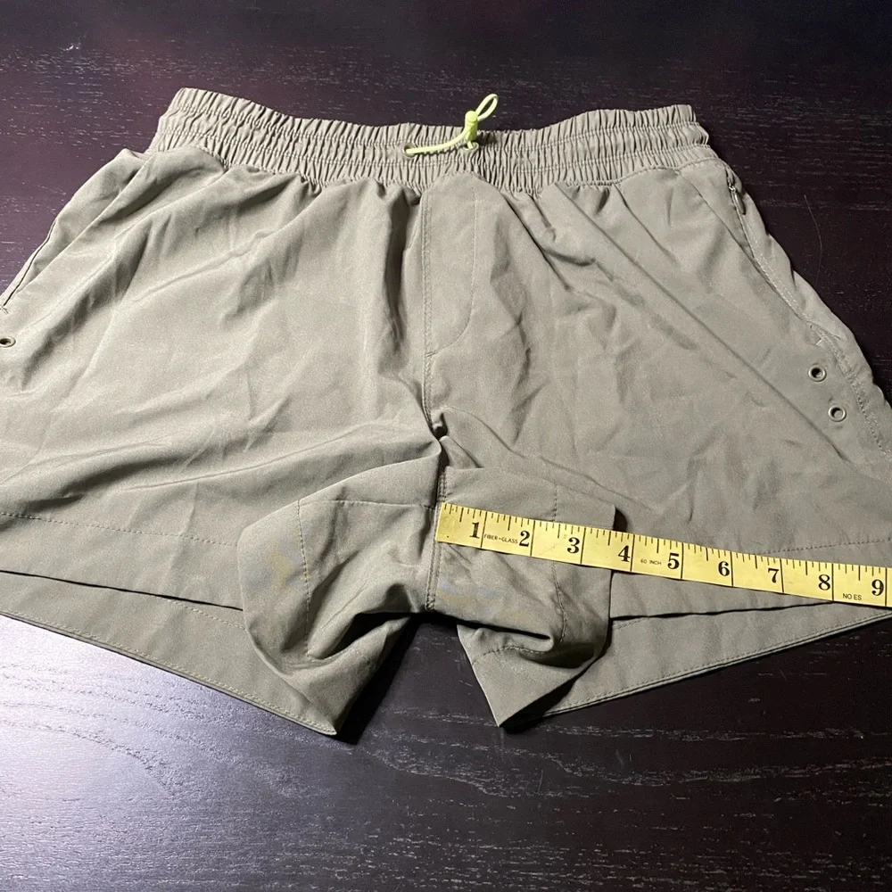 Old Navy Active StretchTech Shorts in Olive size S - Picture 5 of 6